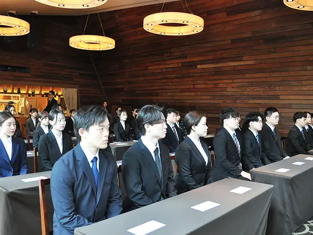 入社式のようす