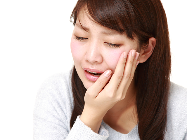 歯ぎしりによる歯の摩耗イメージ